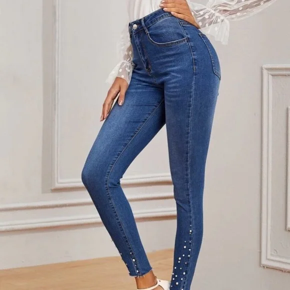 Skinny Jeans with pearls Size Large - Picture 4 of 9